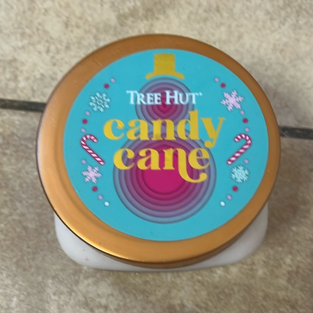 NWT tree hut candy cane body scrub